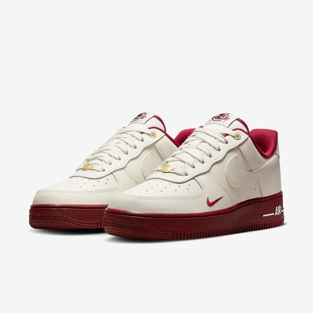Nike Air Force 1 ‘07 SE 40th Anniversary Sz 9 women RARE